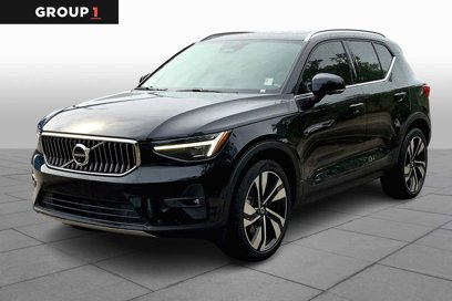 Used 2023 Volvo XC40 B5 Ultimate w/ Protection Package Premier