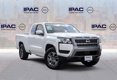 New 2025 Nissan Frontier SV