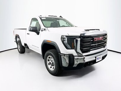 New 2025 GMC Sierra 3500 Pro w/ Convenience Package