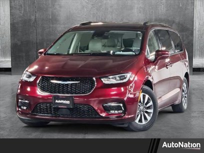 Used 2021 Chrysler Pacifica Touring-L