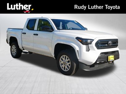 New 2025 Toyota Tacoma SR