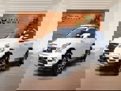 Used 2017 INFINITI QX50 AWD w/ Deluxe Touring Package