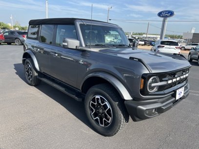 New 2024 Ford Bronco Outer Banks