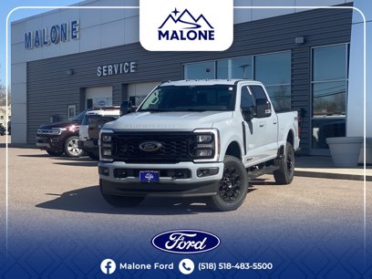 New 2025 Ford F350 Lariat w/ Black Appearance Package