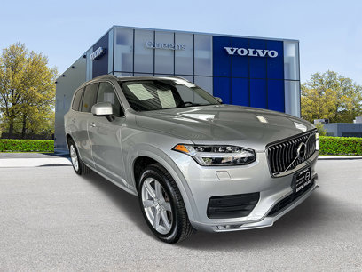 Certified 2022 Volvo XC90 T6 Momentum