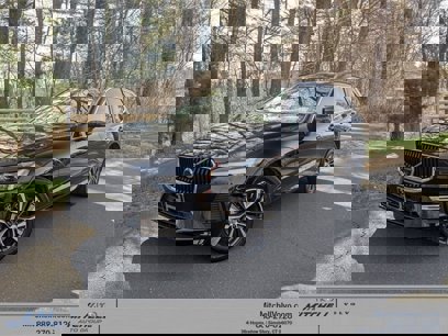 Certified 2022 Volvo XC60 B5 Momentum