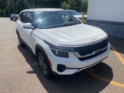 Certified 2022 Kia Seltos LX