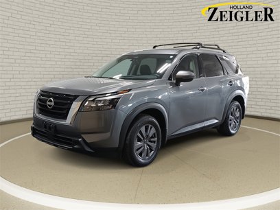 Used 2024 Nissan Pathfinder SV