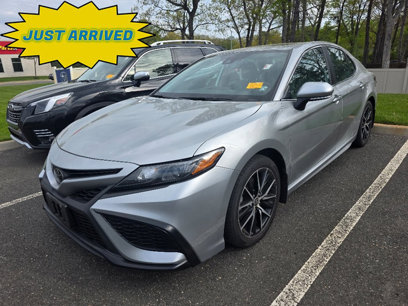 Used 2021 Toyota Camry SE w/ Cold Weather Package