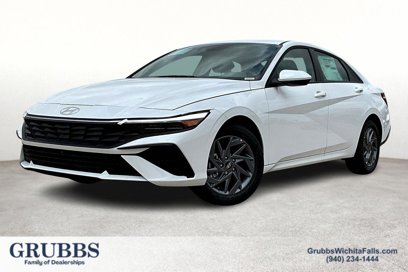 New 2025 Hyundai Elantra Blue
