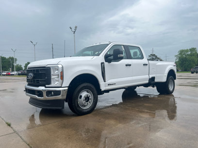 New 2025 Ford F350 XL w/ 360-Degree Camera Package