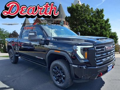 New 2025 GMC Sierra 2500 AT4 w/ AT4 Premium Plus Package