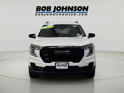 Certified 2023 GMC Terrain SLE w/ Driver Convenience Package