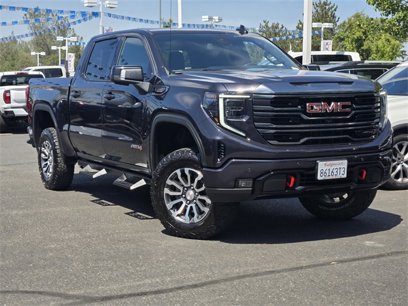 Used 2023 GMC Sierra 1500 AT4 w/ AT4 Preferred Package