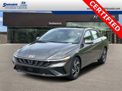 Used 2024 Hyundai Elantra SEL w/ Convenience Package