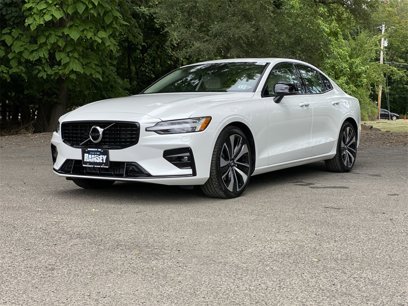 Certified 2022 Volvo S60 B5 Momentum w/ Premium Package