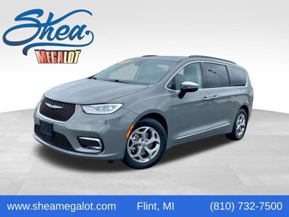 Used 2023 Chrysler Pacifica Limited
