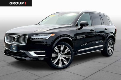 Used 2023 Volvo XC90 B6 Ultimate w/ Lounge Package