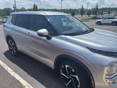 Used 2022 Mitsubishi Outlander SE