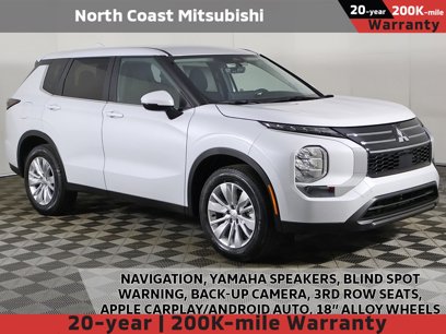New 2025 Mitsubishi Outlander ES