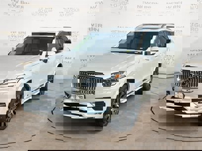 New 2025 Volvo XC90 B6 Plus w/ Protection Package Premier