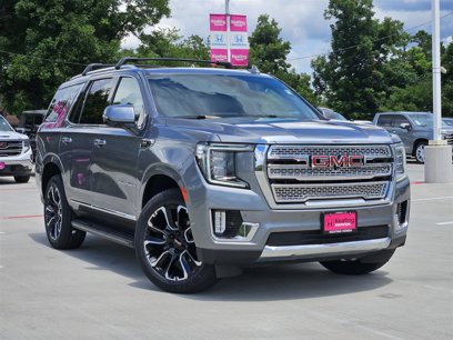 Used 2022 GMC Yukon SLT w/ SLT Luxury Package