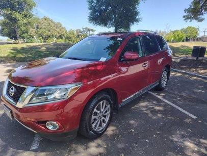 Used 2015 Nissan Pathfinder SL w/ SL Premium Package