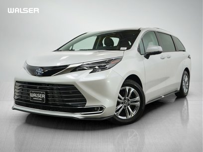 Used 2024 Toyota Sienna Platinum