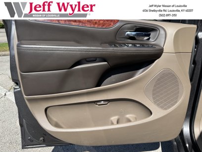 Used 2016 Chrysler Town & Country Touring