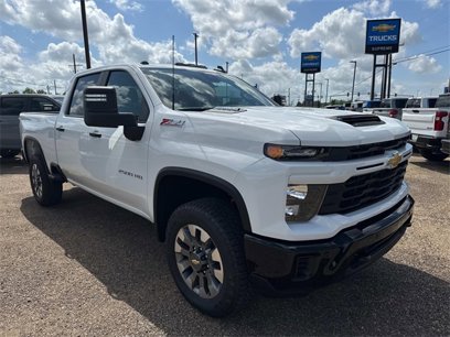 New 2025 Chevrolet Silverado 2500 Custom w/ Custom Value Package