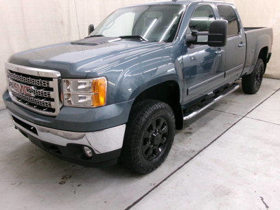 Used 2014 GMC Sierra 3500 SLT w/ SLT Convenience Package