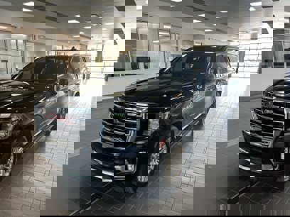 Used 2022 GMC Yukon XL SLT w/ SLT Premium Package