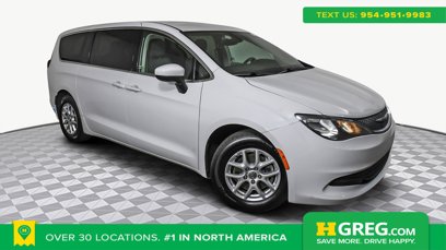 Used 2017 Chrysler Pacifica LX