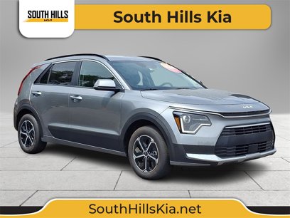New 2025 Kia Niro EX