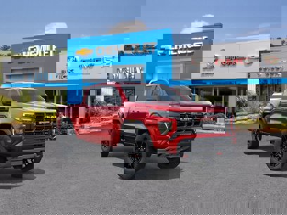 New 2025 GMC Canyon AT4