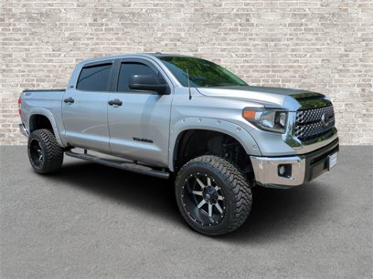 Used 2018 Toyota Tundra SR5 w/ SR5 Upgrade Package