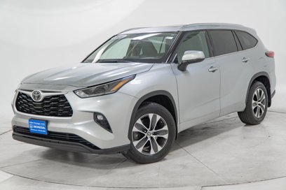Used 2021 Toyota Highlander XLE