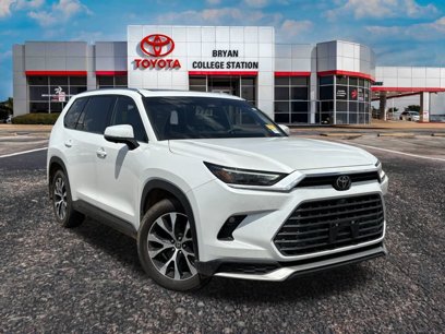 Used 2024 Toyota Grand Highlander AWD Hybrid