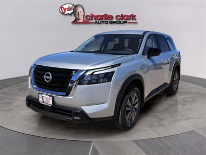 New 2025 Nissan Pathfinder S