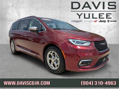 Used 2023 Chrysler Pacifica Limited