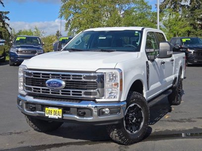 New 2025 Ford F350 XLT