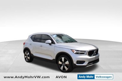 Used 2019 Volvo XC40 T5 Momentum