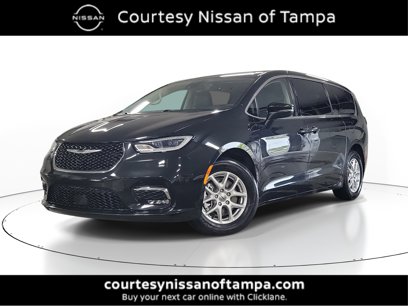 Used 2023 Chrysler Pacifica Touring-L