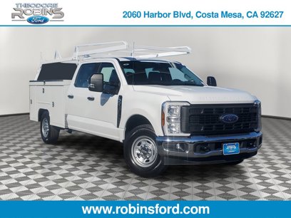 New 2025 Ford F250 XL w/ XL Chrome Package