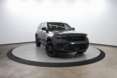 New 2025 Jeep Grand Cherokee Altitude