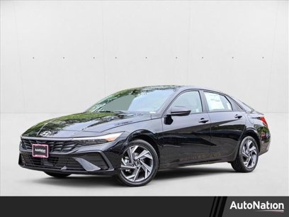 New 2025 Hyundai Elantra SEL