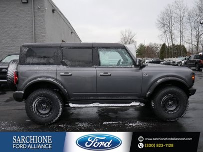 New 2024 Ford Bronco Outer Banks