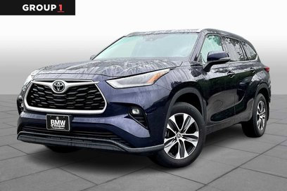 Used 2021 Toyota Highlander XLE
