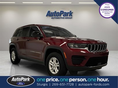 Used 2023 Jeep Grand Cherokee Laredo