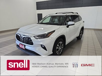Used 2022 Toyota Highlander XLE